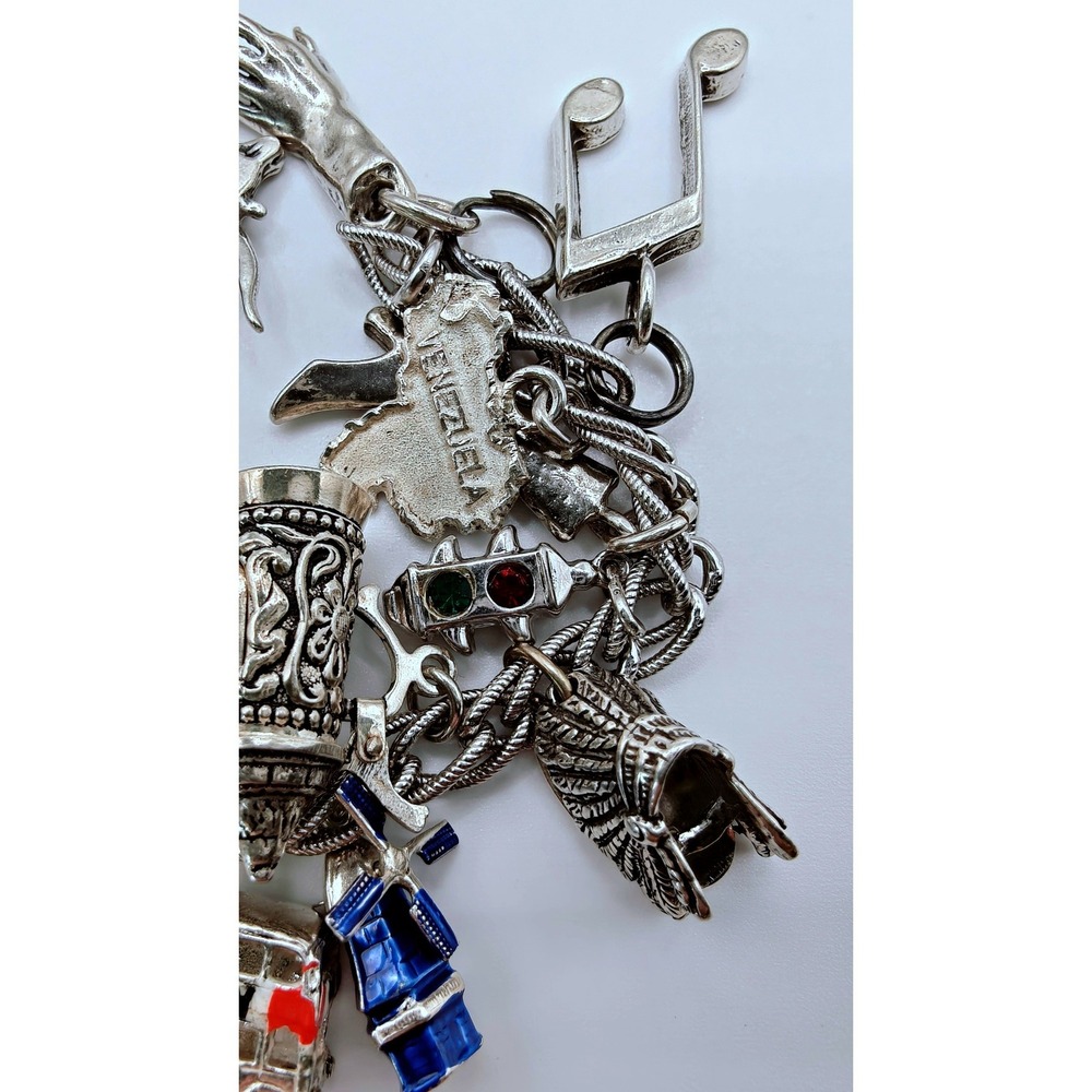 Vintage World Travelers Charm Bracelet Silver  55g London Vegas Munich & more - Picture 6 of 16